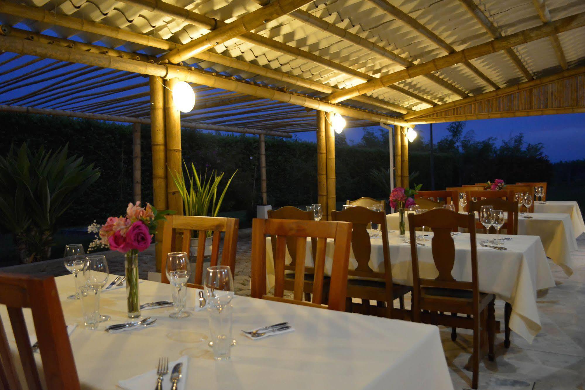 El Lugar Boutique Hotel Cerritos Екстериор снимка