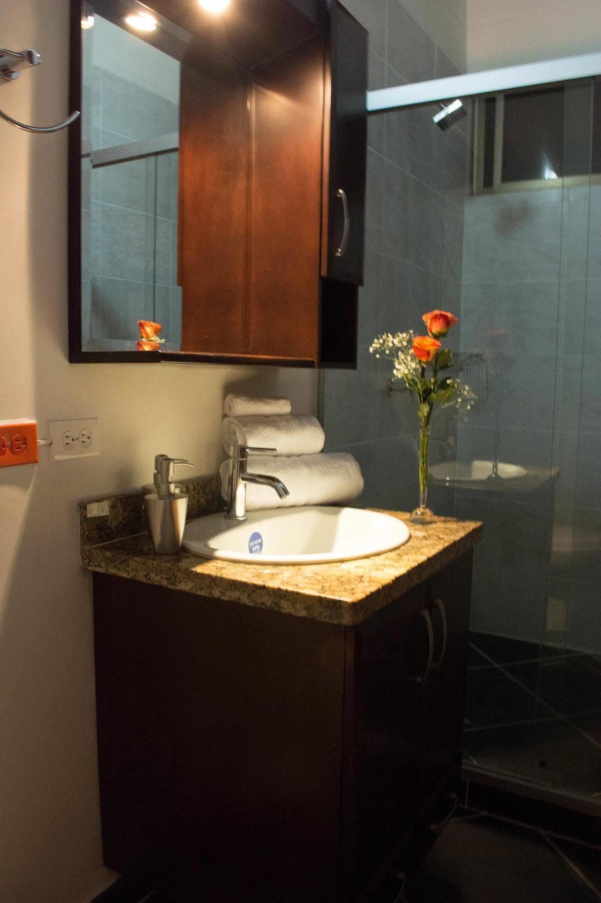El Lugar Boutique Hotel Cerritos Екстериор снимка