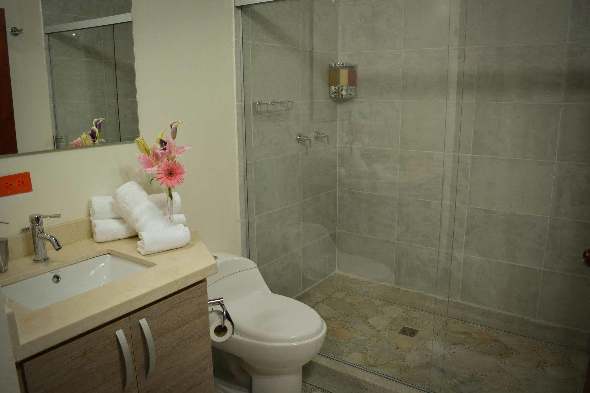 El Lugar Boutique Hotel Cerritos Екстериор снимка